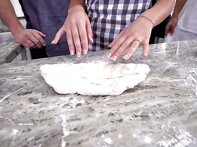 Nude pizza making and kitchen fuck with petite Mae Milano