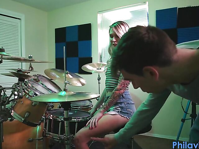 Drum lesson in denim shorts and blow job with Angel Amour