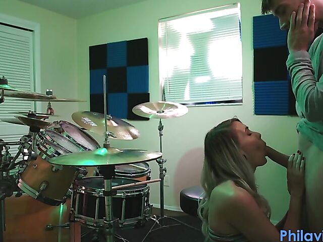 Drum lesson in denim shorts and blow job with Angel Amour