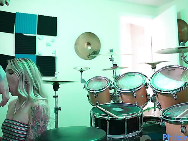 Drum lesson in denim shorts and blow job with Angel Amour