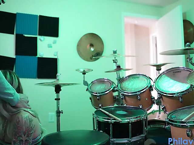 Drum lesson in denim shorts and blow job with Angel Amour