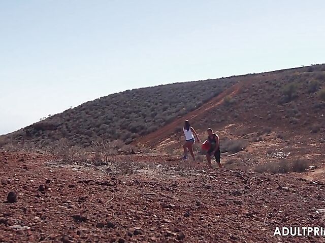 Mea Melone & Nomi - Outdoor threesome with a half-alive