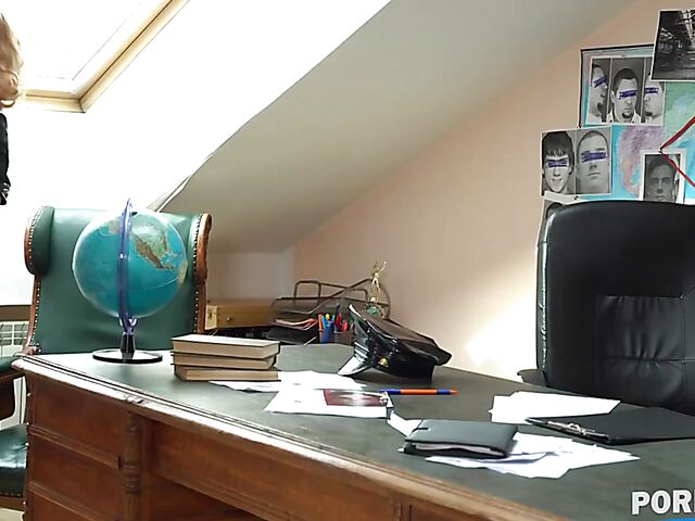 Lara Frost - Flexible redhead gangbang DP with three guys