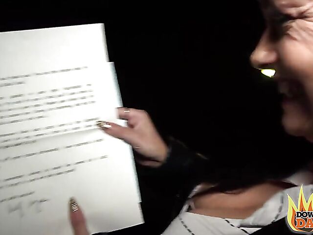 Dirty Priscilla - German MILF pantyhose fuck