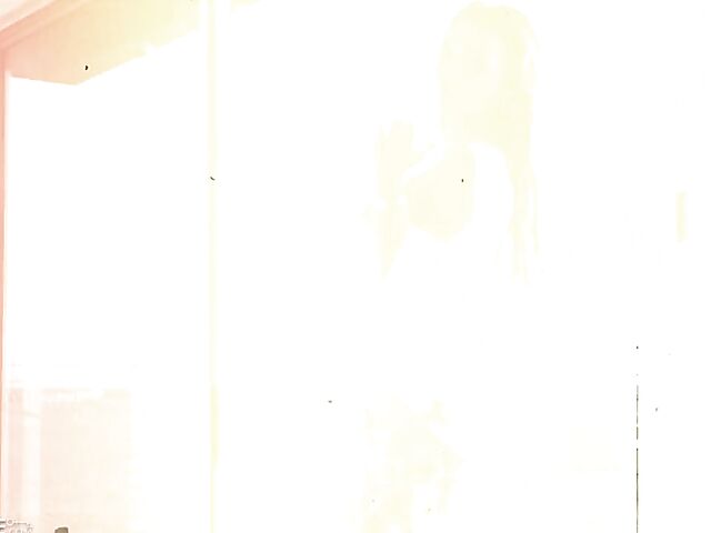 Tahlia Paris is a hot glamour babe with sexy tits!