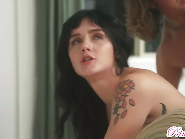 Best friends share everything in three girls one guy 4some with Madison Summers, Maya Woulfe & Rosalyn Sphinx