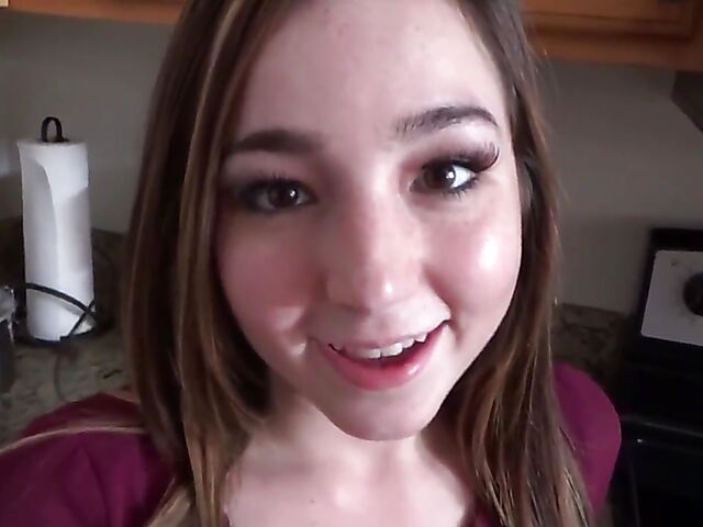 Parker Swayze & Bambi - Mom and daughter threesome yoga sex