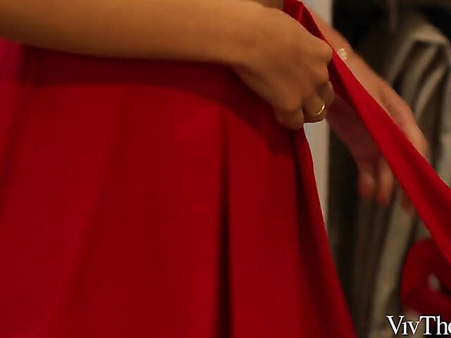 Lesbian pussy eating after shower with Shona River and Kylie Green