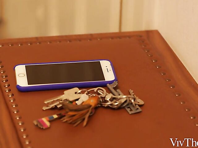 Lesbian pussy eating after shower with Shona River and Kylie Green