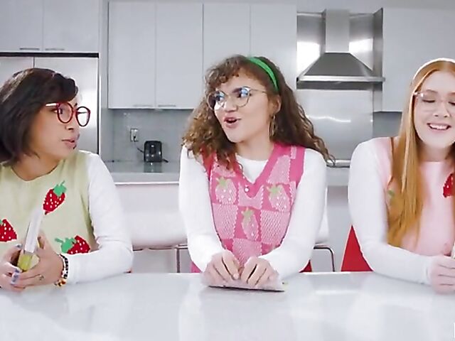 1 cock for 3 girls featuring Ozzy Sparx, Harper Red and Naudi Nala