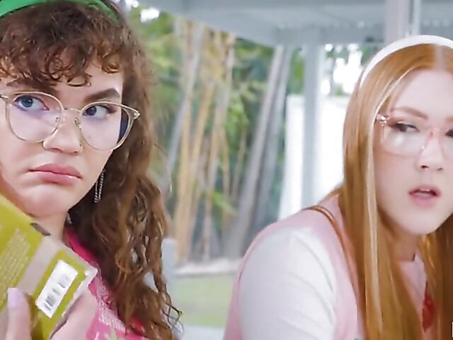 1 cock for 3 girls featuring Ozzy Sparx, Harper Red and Naudi Nala