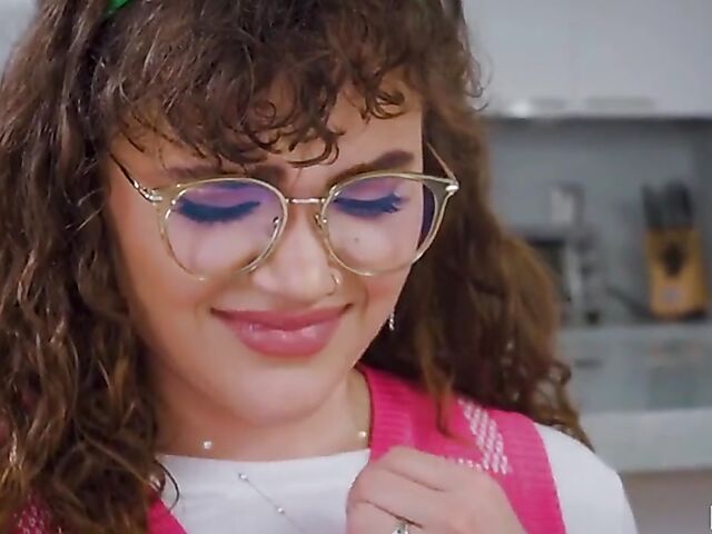 1 cock for 3 girls featuring Ozzy Sparx, Harper Red and Naudi Nala