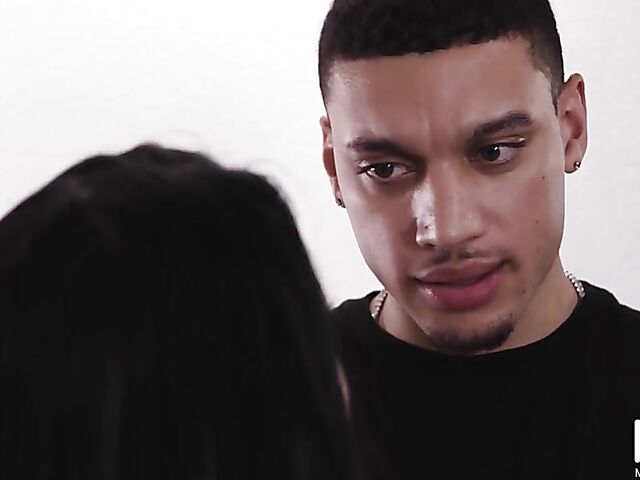 Pierced busty brunette Payton Preslee fucks like a champ