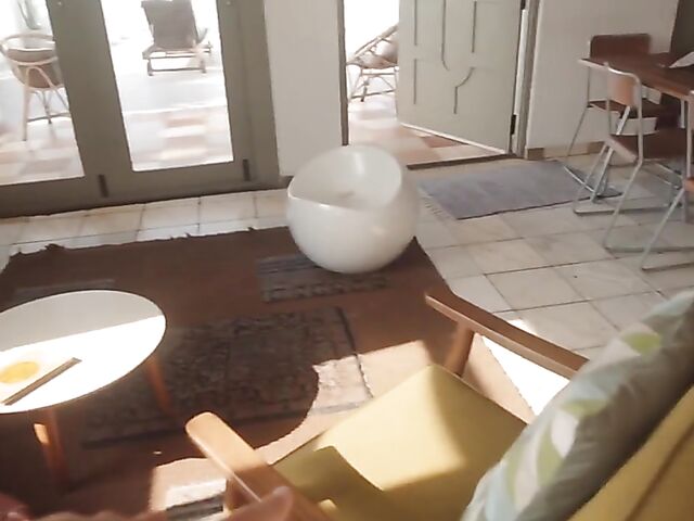 Hot couple James and Lola have a good time in Sri Lanka