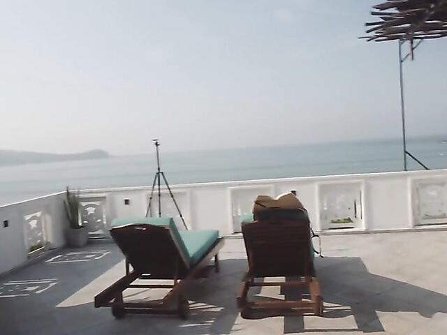 Hot couple James and Lola have a good time in Sri Lanka