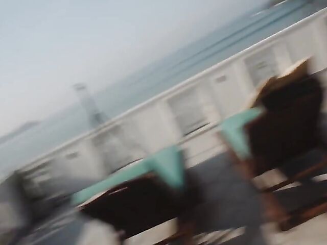 Hot couple James and Lola have a good time in Sri Lanka