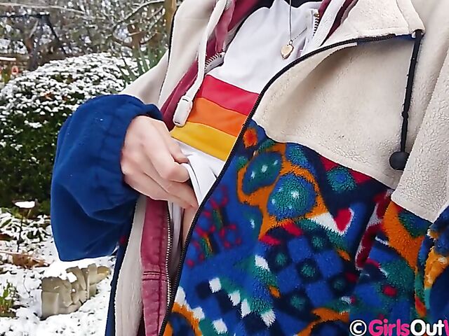 Hairy pussy masturbation at home with blue-haired Dodi