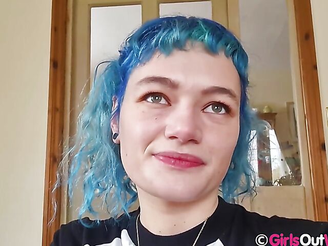 Hairy pussy masturbation at home with blue-haired Dodi