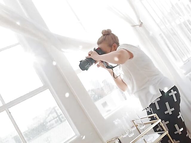 Mona Azar - MILF natural tits and sweet ass exposed