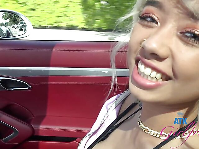 Virtual Malibu vacation with exotic filipina teen Gia Di Bella