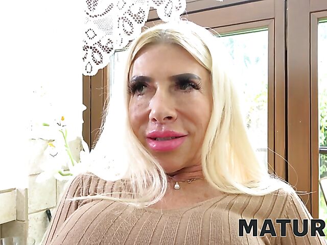 Vegetable insertion and food sex in the kitchen with mature fake tits blonde Amy Love