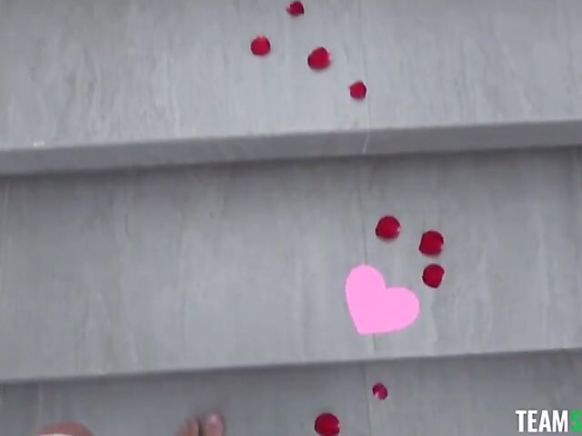 It's time for hot sex with horny girl Kriss Kiss