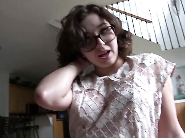 Leana Lovings - Cute stepsis with glasses POV style