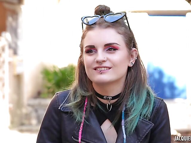 Anal sex with 21-year-old French alt girl Trixy