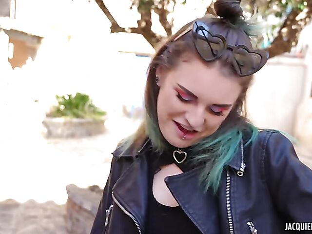 Anal sex with 21-year-old French alt girl Trixy