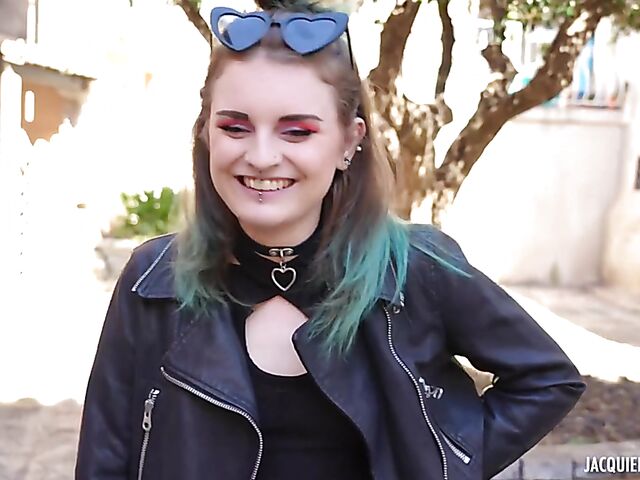 Anal sex with 21-year-old French alt girl Trixy