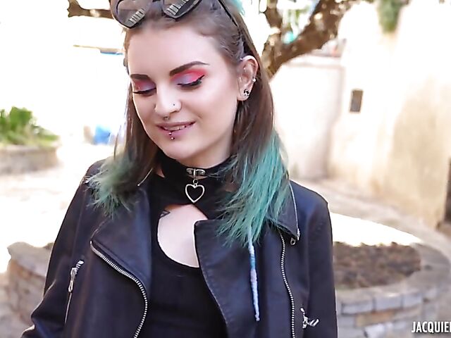 Anal sex with 21-year-old French alt girl Trixy