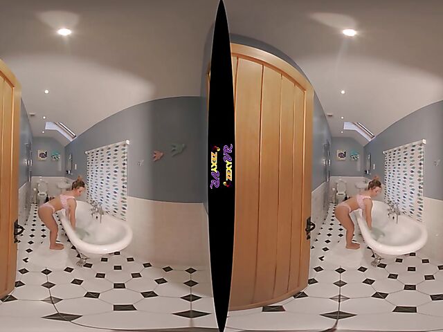 3D VR erotic bathroom solo with Chelsea Essex