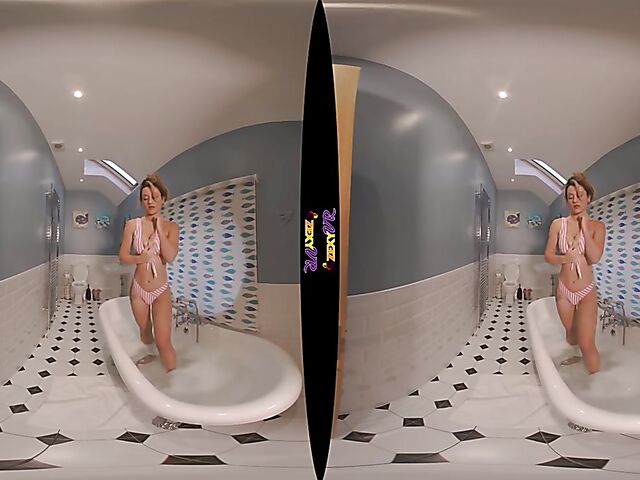 3D VR erotic bathroom solo with Chelsea Essex