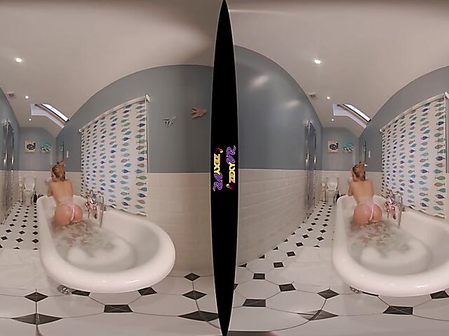 3D VR erotic bathroom solo with Chelsea Essex