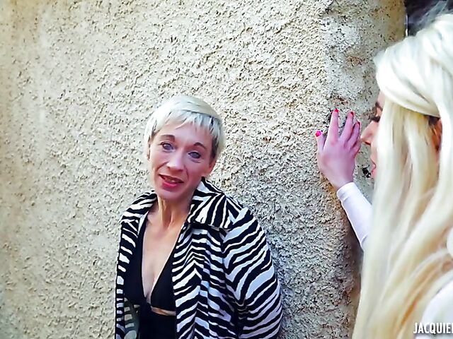 45-year-old French mature slut Malvina gets nailed for you