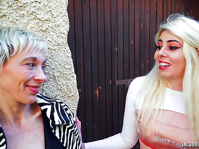 45-year-old French mature slut Malvina gets nailed for you