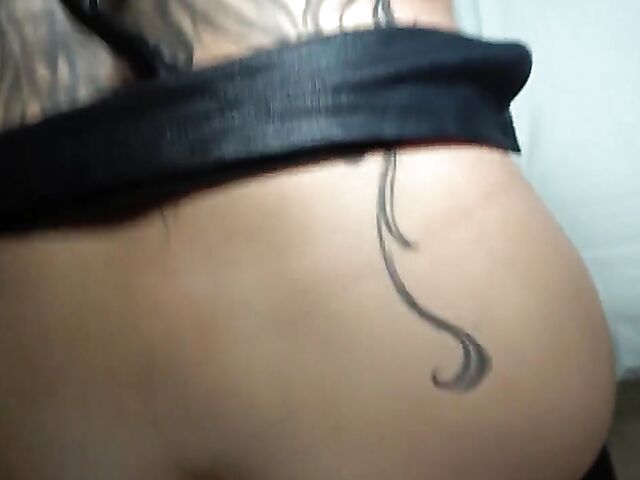 Short-haired German MILF Rubina gets a cock in the street