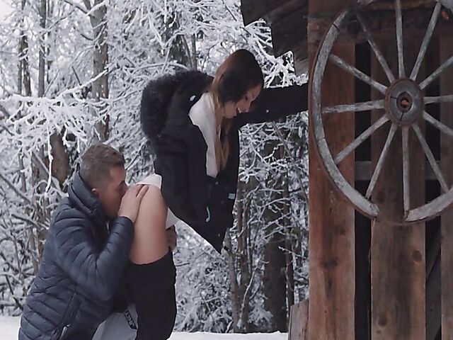 Winter outdoor sex in the snow and standing doggystyle with Natty Mellow