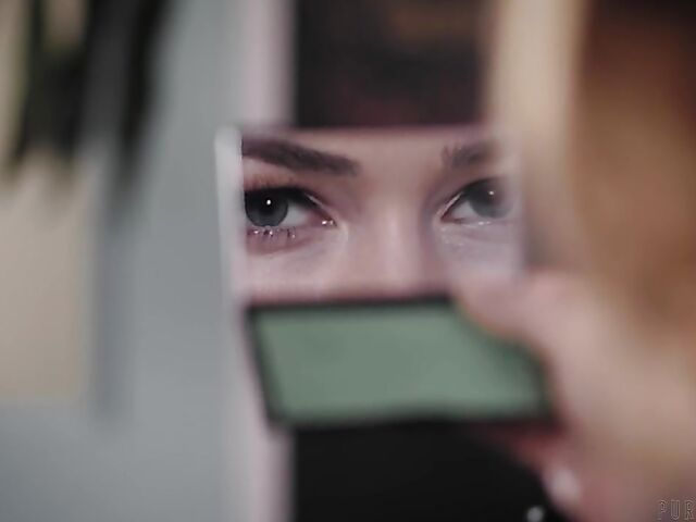 Big ass lesbian Candice Dare gets seduced by cute Evelyn Claire