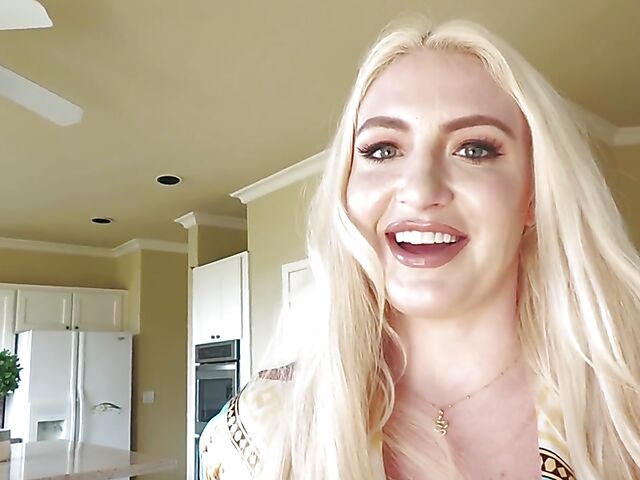 Curvy big ass blonde MILF Kate Dee gets shagged