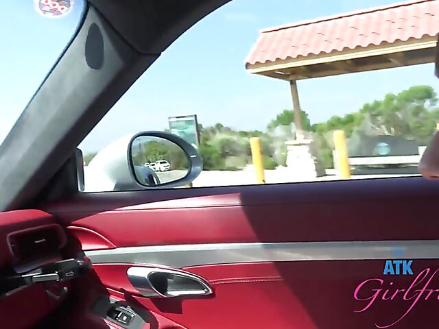 POV car blowjob and fingering on the way to Malibu with Lana Smalls