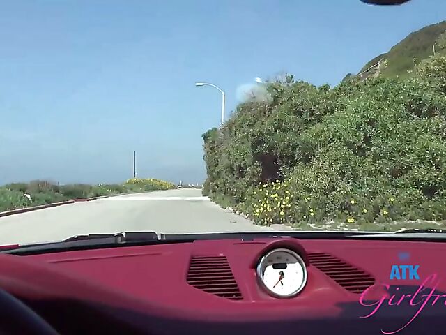 POV car blowjob and fingering on the way to Malibu with Lana Smalls