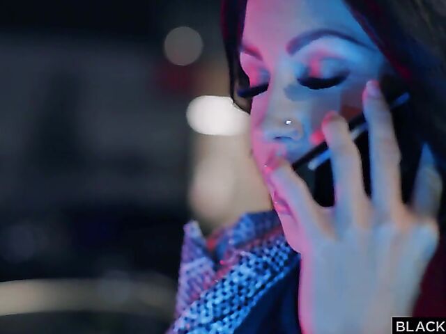 Slender MILF BBC pleasure featuring Jamie Michelle