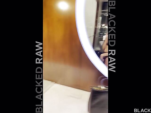 Slender MILF BBC pleasure featuring Jamie Michelle