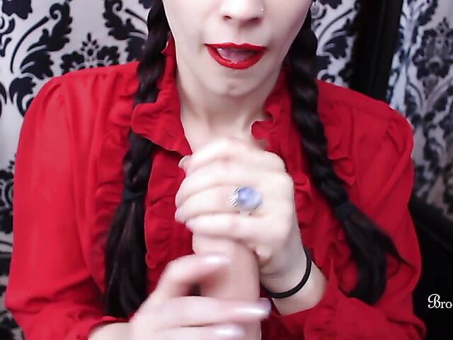 Christmas dildo JOI session with elf girl Brookelynne Briar