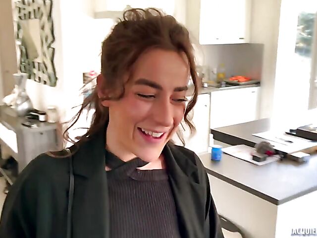 Incredible French threesome with Manea Valentina and Crystal