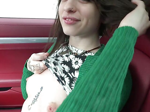 POV hairy girlfriend Pearl Sage takes a cock from your perspective