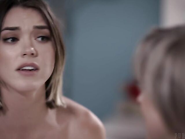 Busty lesbian MILF Dee Williams catches Anny Aurora and Brooklyn Gray in the act