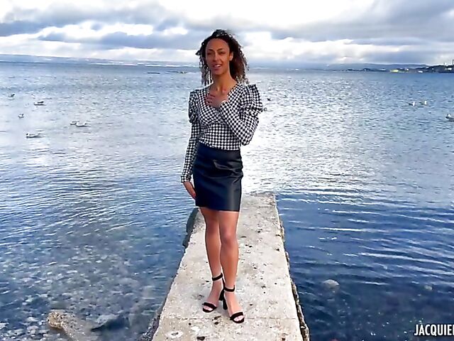 Two cocks for exotic curly hair girl Lucie in Montpellier