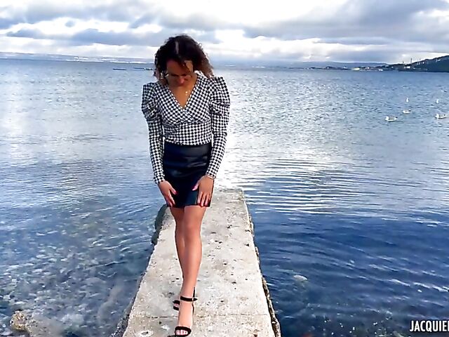 Two cocks for exotic curly hair girl Lucie in Montpellier